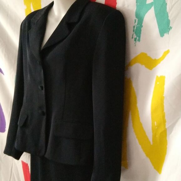 Darkest Navy Blue Power Suit - Picture 5 of 10